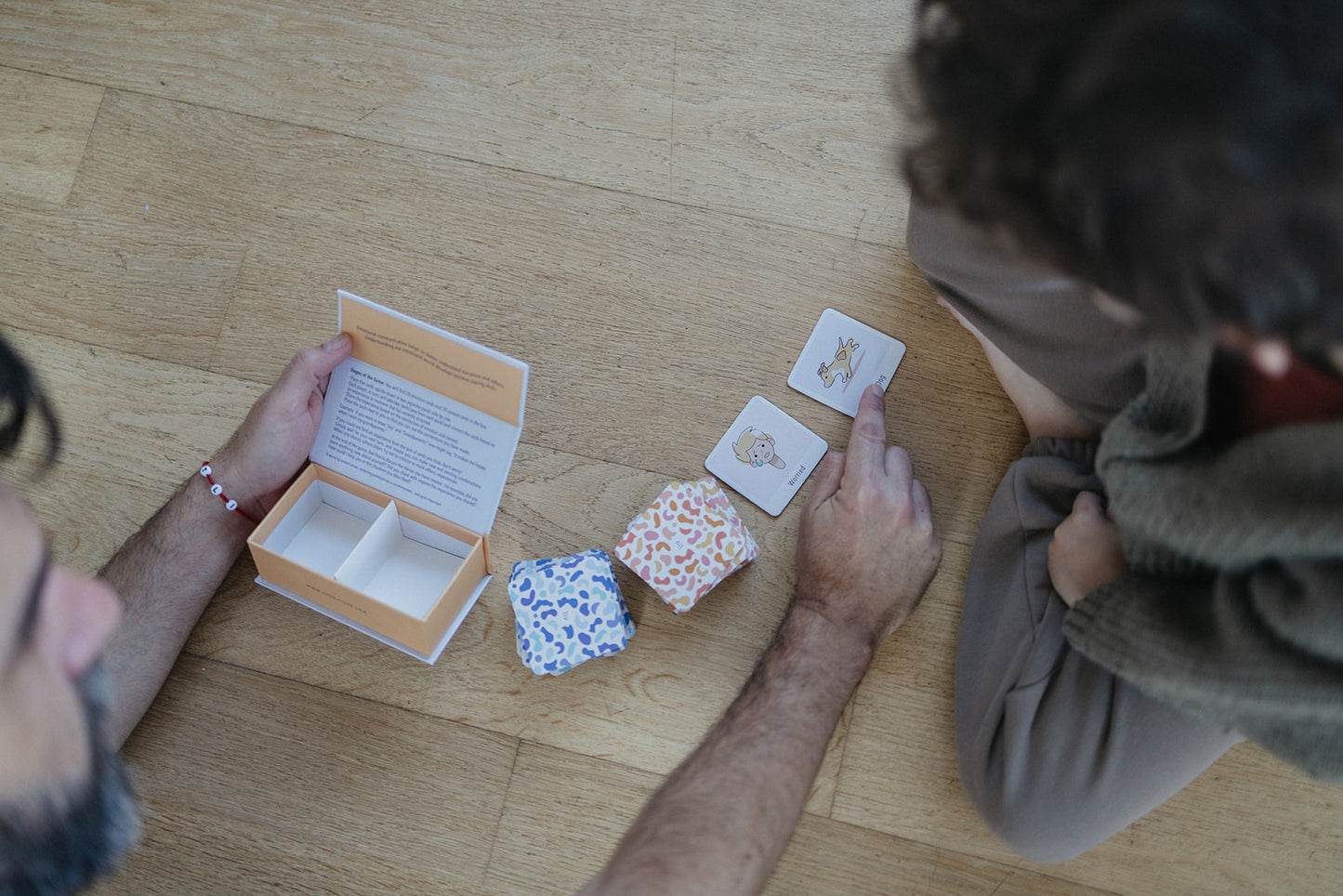 Connecting Moments - A Story Game for Families